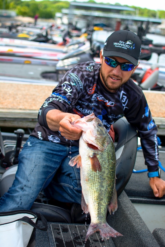 Stetson Blaylock bags up part of his Day 2 limit. Photo by Joel Shangle.